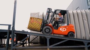 Электрический погрузчик EP EFL252X 2W330